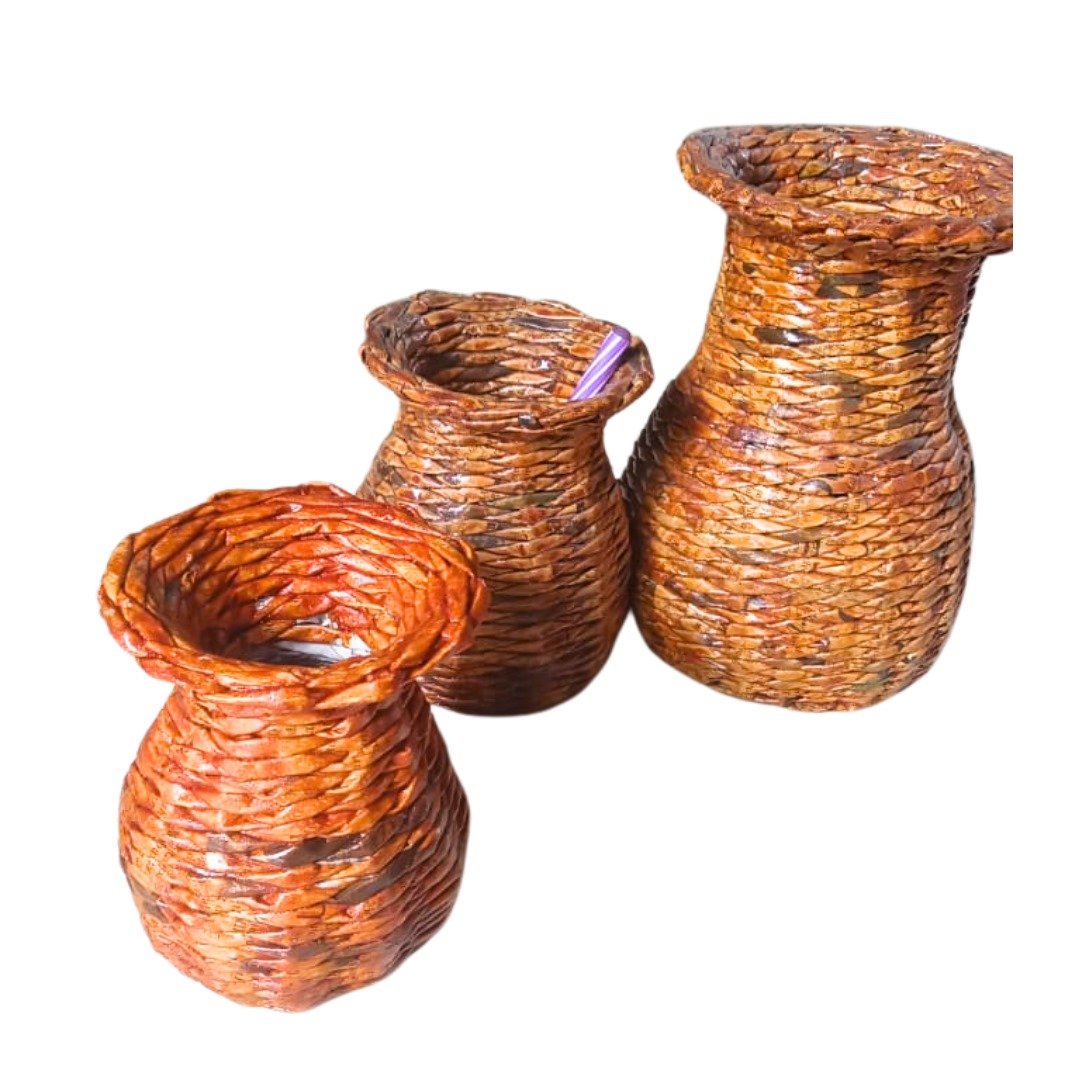 Kerajinan kendi rajut